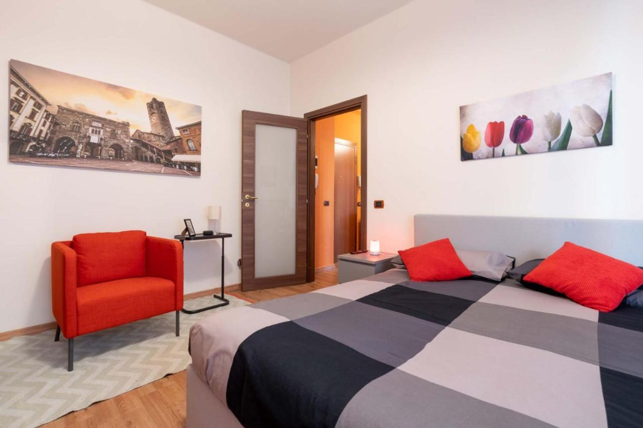 Casa Martina- Airport Free Shuttle-H24 Daire Bergamo Dış mekan fotoğraf